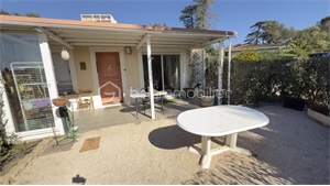 t3 à la vente -   83700  SAINT RAPHAEL, surface 65 m2 vente t3 - UBI476729183